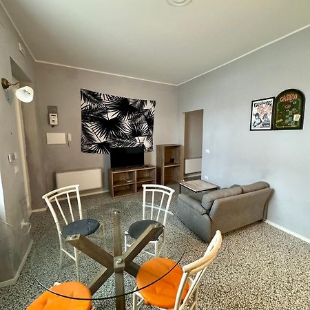 4 Balconi Rooms Paladini B&B E Appartamenti Lecce Exterior photo