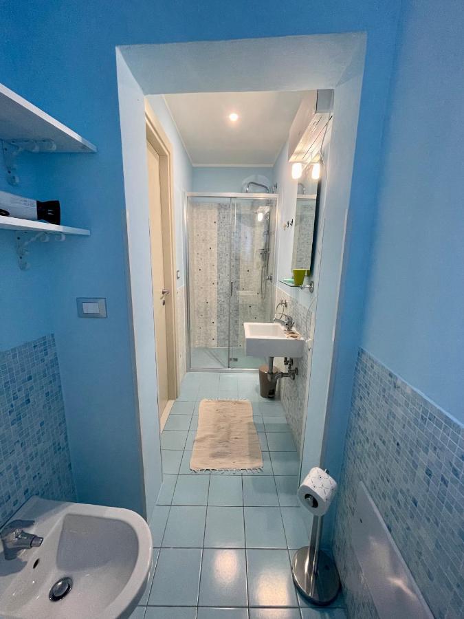 4 Balconi Rooms Paladini B&B E Appartamenti Lecce Exterior photo