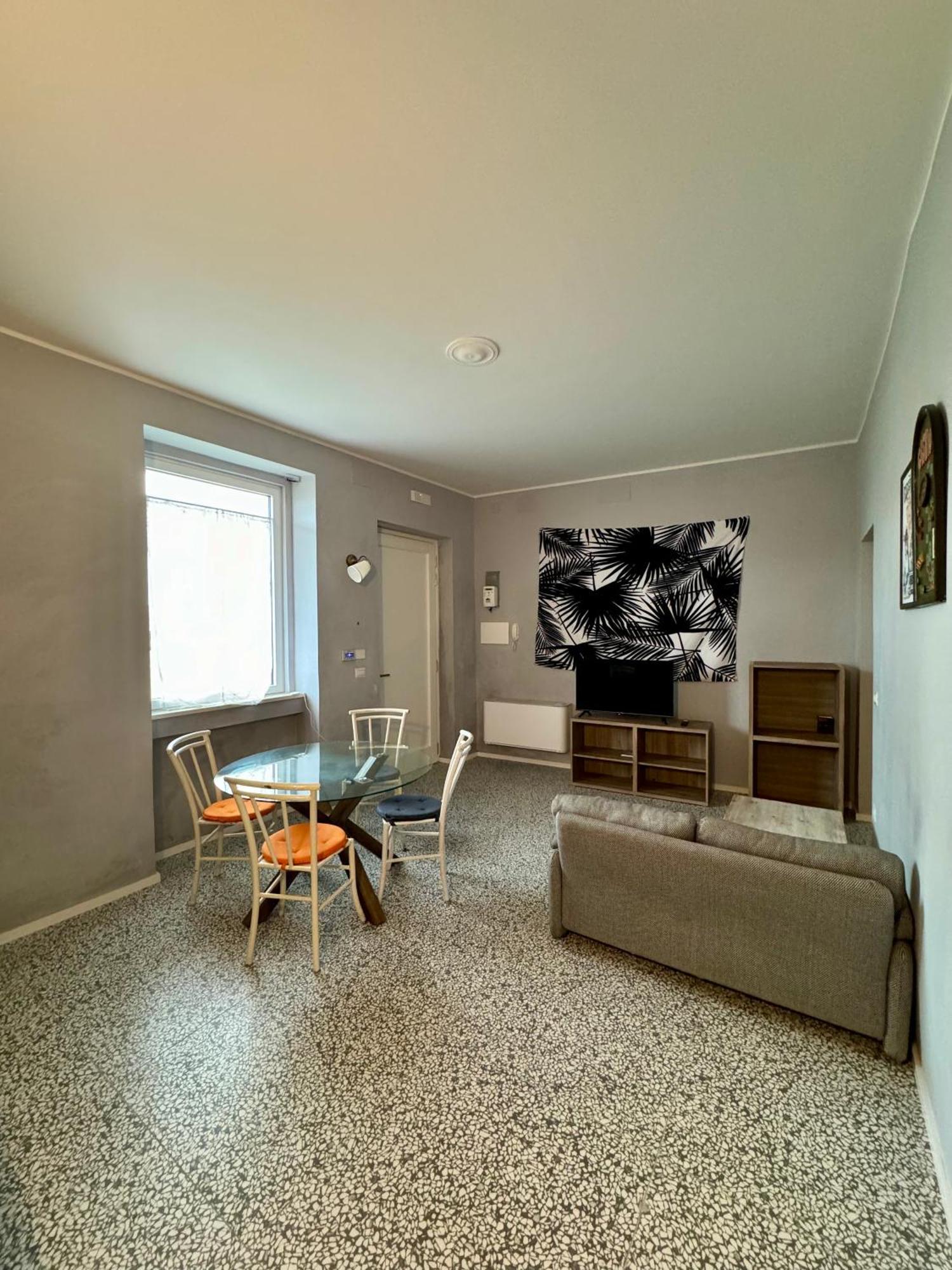 4 Balconi Rooms Paladini B&B E Appartamenti Lecce Exterior photo